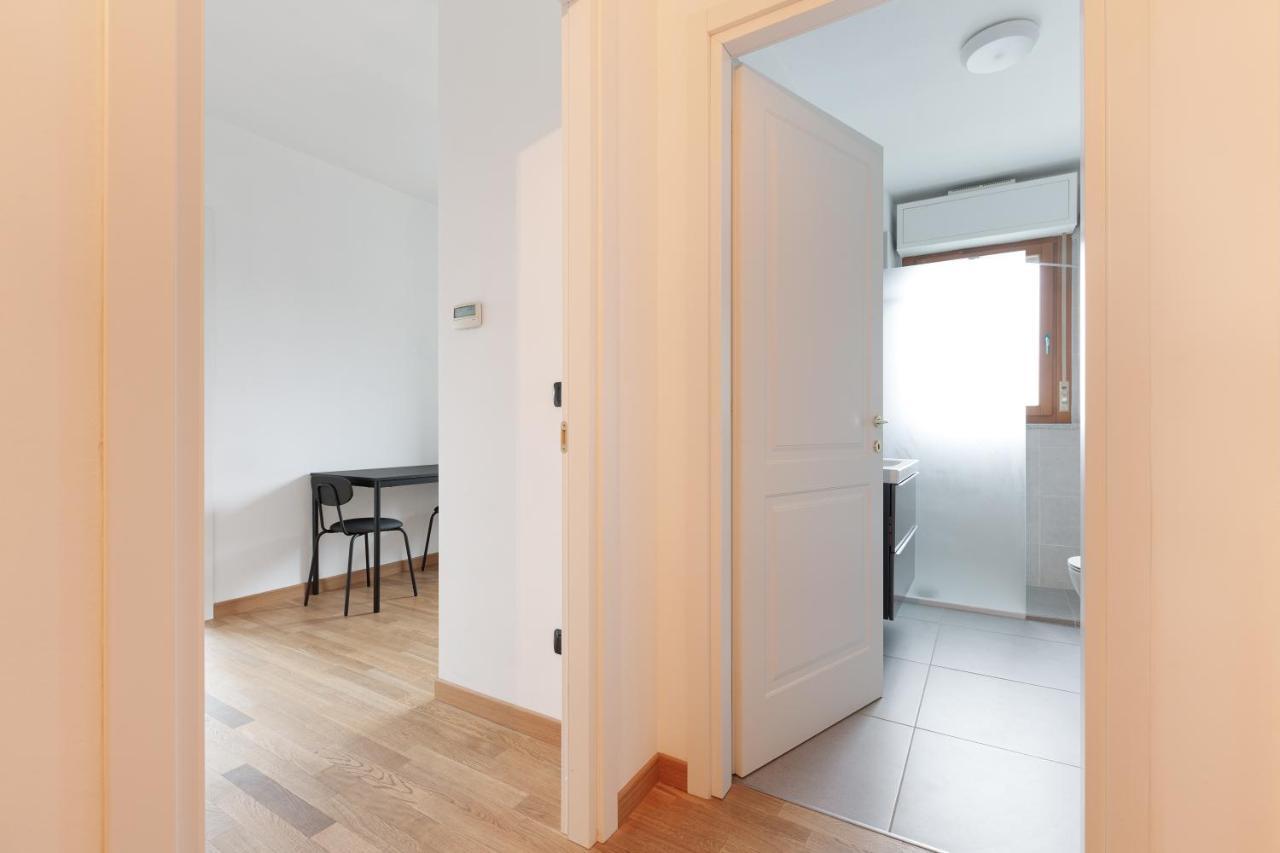 Milan Comfy Apartment X3 - With Balcony Milão Exterior foto